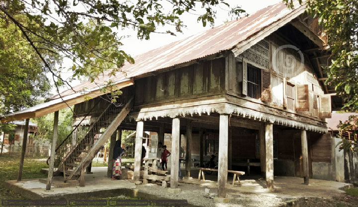 Rumah Adat Santeut