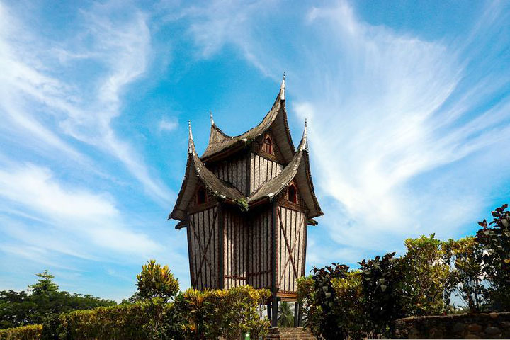 Rumah Gadang Sitinjau Lauik