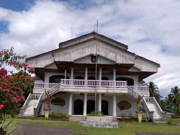 Rumah Adat Bolaang Mongondow