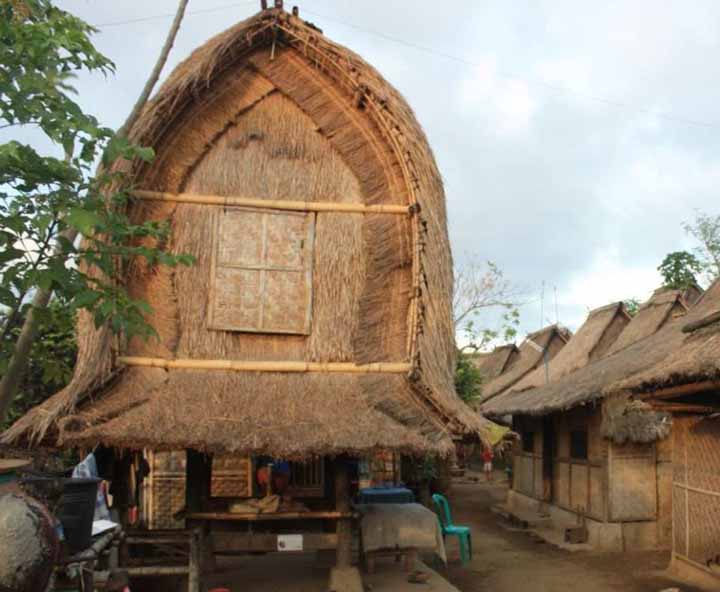 fungsi rumah adat bale lumbung