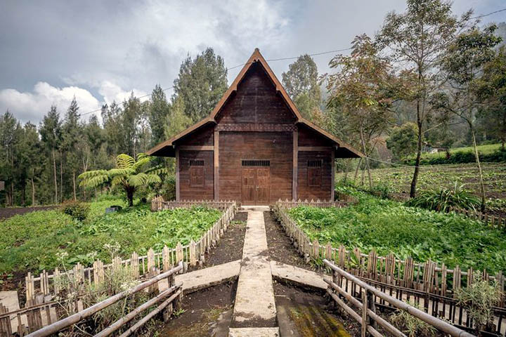 gambar rumah adat jawa timur