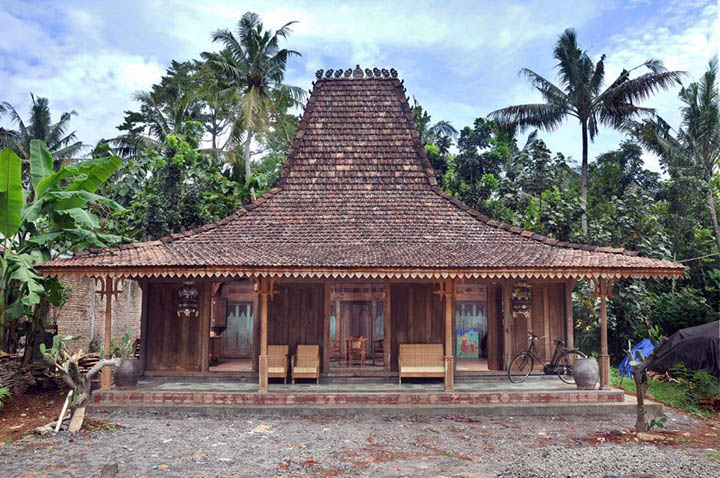 rumah adat jawa tengah joglo