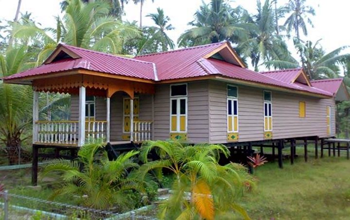 Rumah Melayu Atap Limas Potong berasal dari daerah