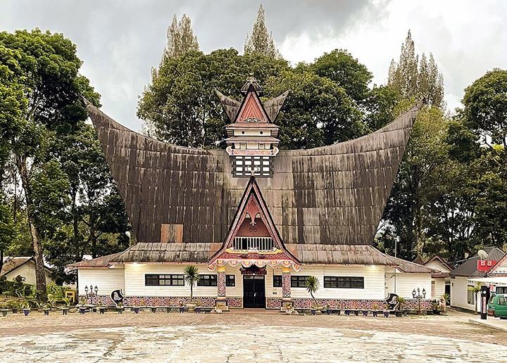 Rumah Pakpak