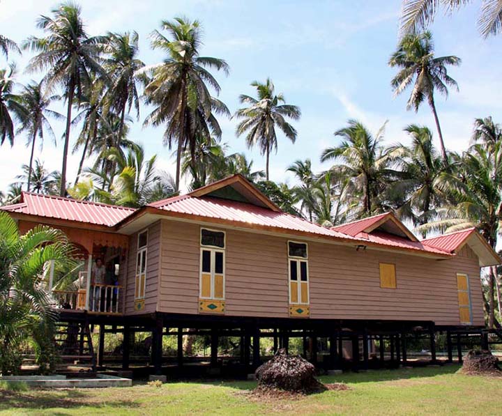 nama rumah adat melayu