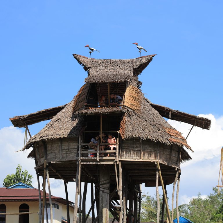 rumah baluk kalimantan barat