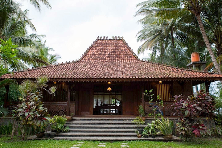 rumah joglo sinom