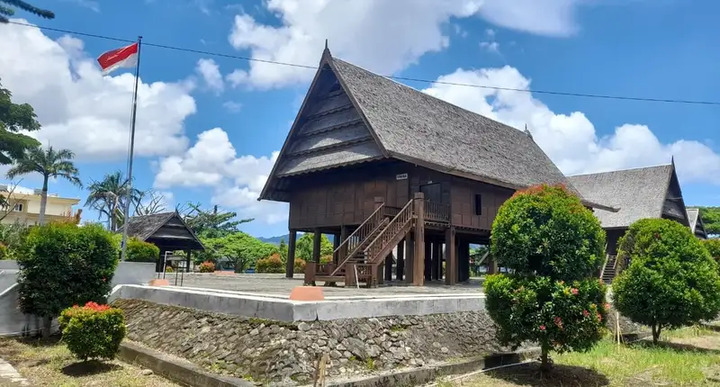 rumah boyang dari