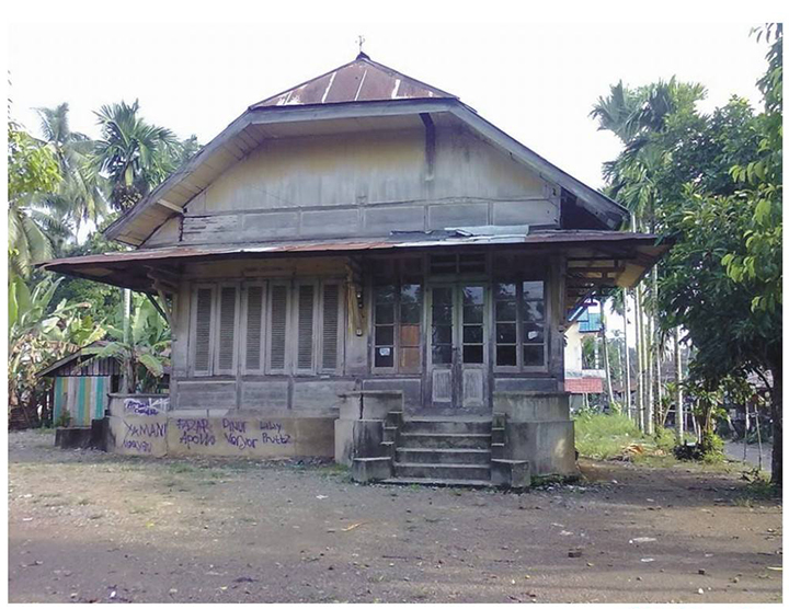 rumah gajah menyusu