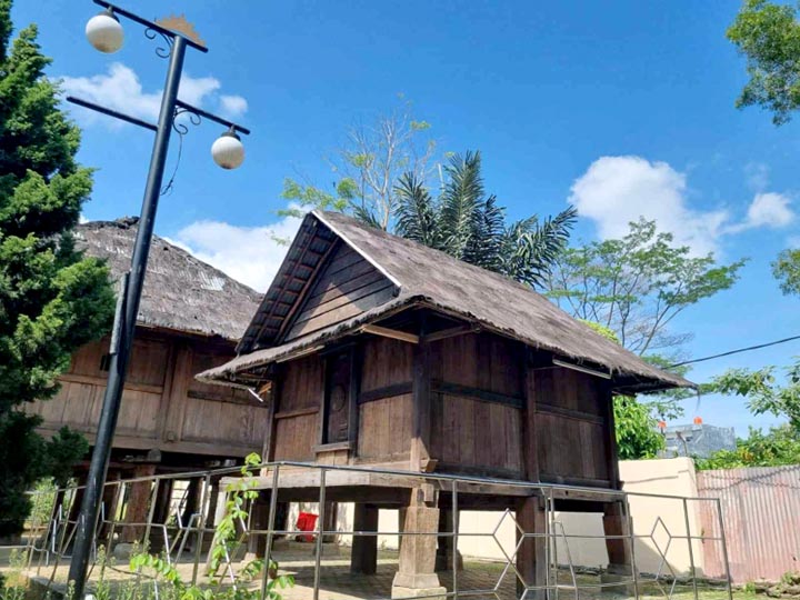 rumah walai lampung barat